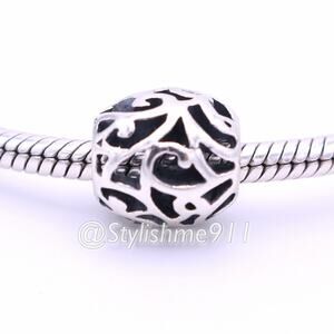 Authentic Chamilia GA-122 hollow filigree sterling silver charm